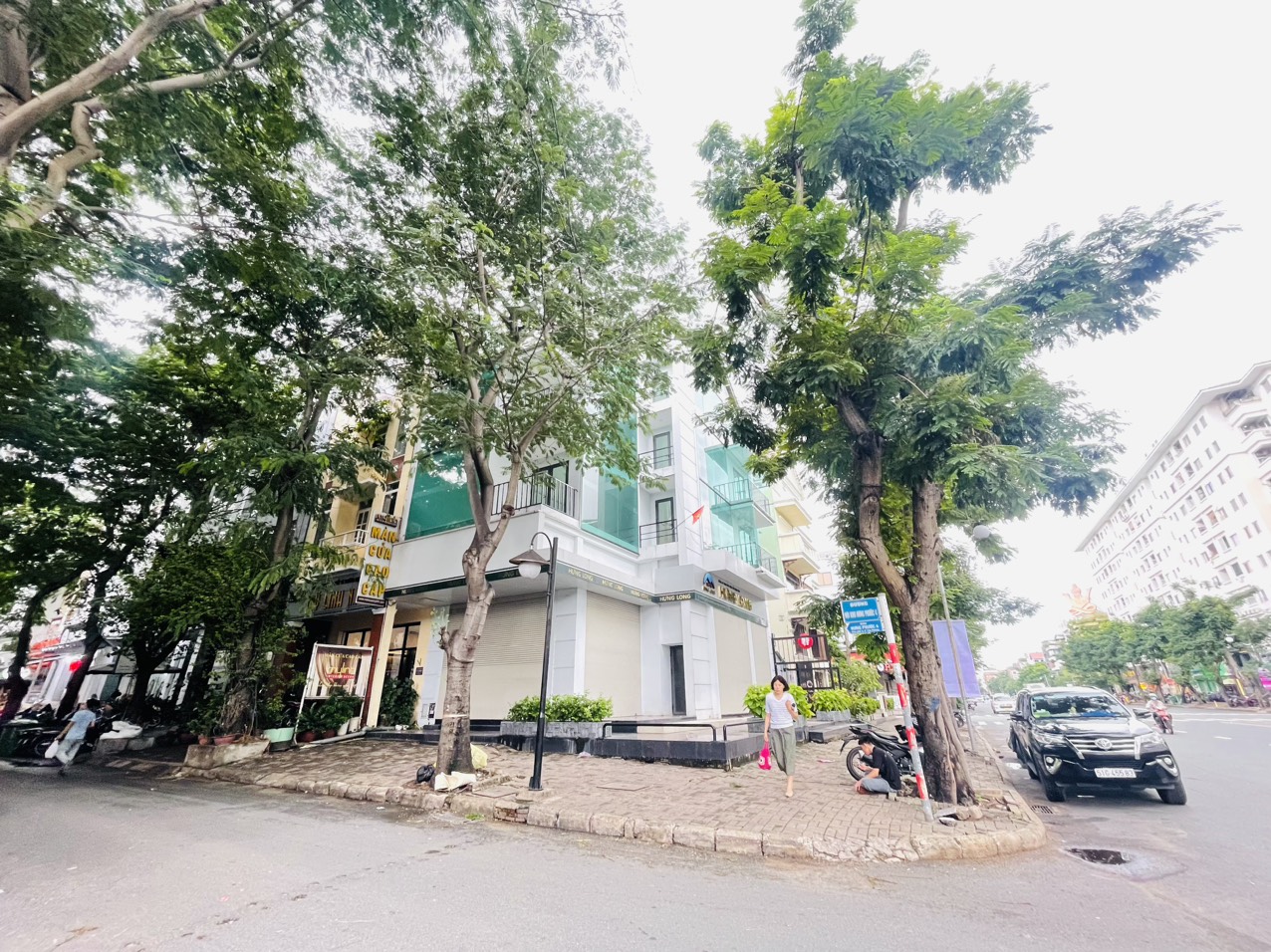 Nhà mặt tiền Bùi Bằng Đoàn, Phú Mỹ Hưng, Quận 7
