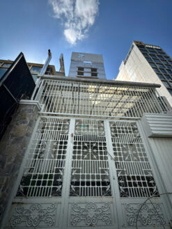 Nhà phố Võ Văn Kiệt, Phường Cô Giang, Quận 1