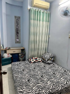 Nhà hẻm Lê Thị Riêng, Phường Bến Thành, Quận 1