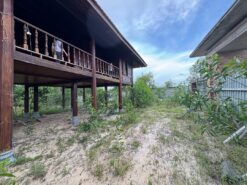 Nhà gỗ đường số 18 Hàm Tân, Lâm Đồng