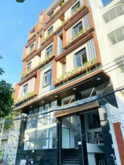 Tòa nhà căn hộ dịch vụ đường 45, Tân Quy, Quận 7