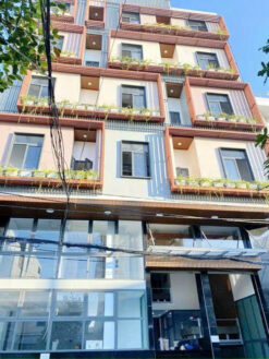 Tòa nhà căn hộ dịch vụ đường 45, Tân Quy, Quận 7