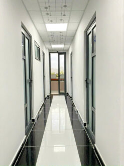 Tòa nhà căn hộ dịch vụ đường 45, Tân Quy, Quận 7