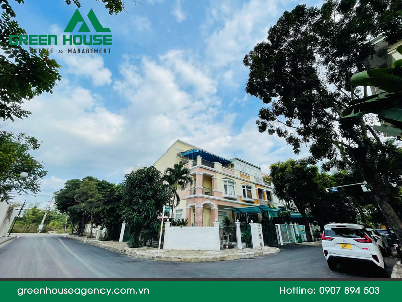 Nhà liên kế căn góc Mỹ Giang 1A Phú Mỹ Hưng