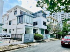 Biệt thự đơn lập Mỹ Kim 2 Phú Mỹ Hưng, Quận 7