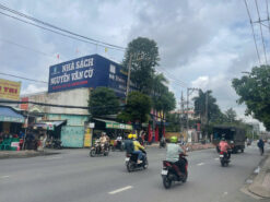 Mặt bằng kinh doanh 520 Huỳnh Tấn Phát, Quận 7