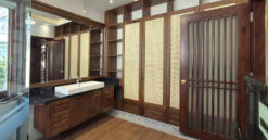 Biệt thự đường số 17 KDC Sadeco ven sông, Quận 7