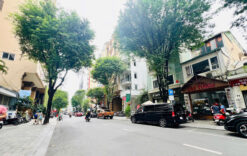 Nhà mặt tiền 71 Thủ Khoa Huân, Phường Bến Thành, Quận 1