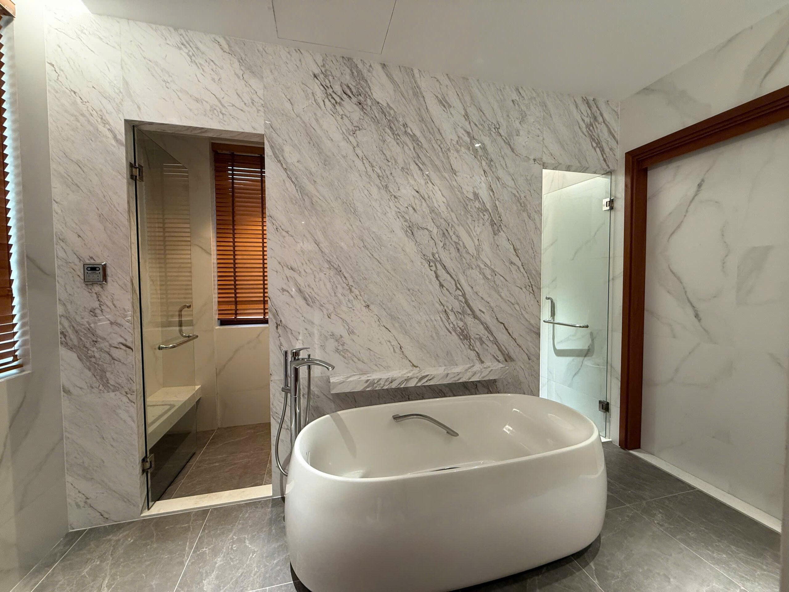 Biệt thự song lập 212 Mỹ Kim 2 Phú Mỹ Hưng, Quận 7