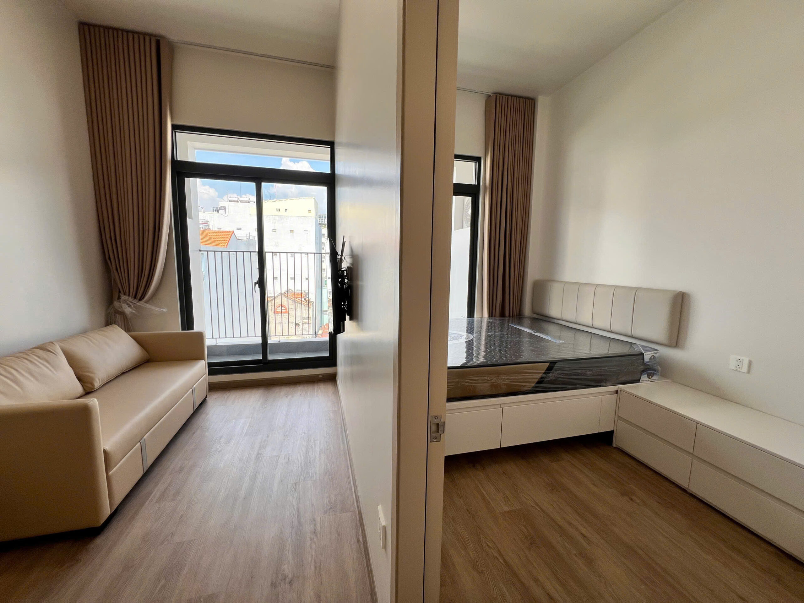 Tòa nhà căn hộ dịch vụ đường Lý Phục Man, Phường Bình Thuận, Quận 7