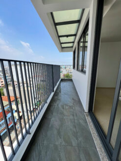 Tòa nhà căn hộ dịch vụ đường Lý Phục Man, Phường Bình Thuận, Quận 7