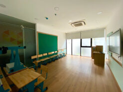 Tòa nhà mặt tiền đường Tân Phú, Nam Thông Phú Mỹ Hưng, Quận 7