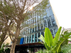 Tòa nhà mặt tiền đường Tân Phú, Nam Thông Phú Mỹ Hưng, Quận 7