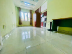 Tòa nhà căn hộ dịch vụ Ung Văn Khiêm, Phường 25, Bình Thạnh