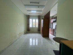 Tòa nhà căn hộ dịch vụ Ung Văn Khiêm, Phường 25, Bình Thạnh