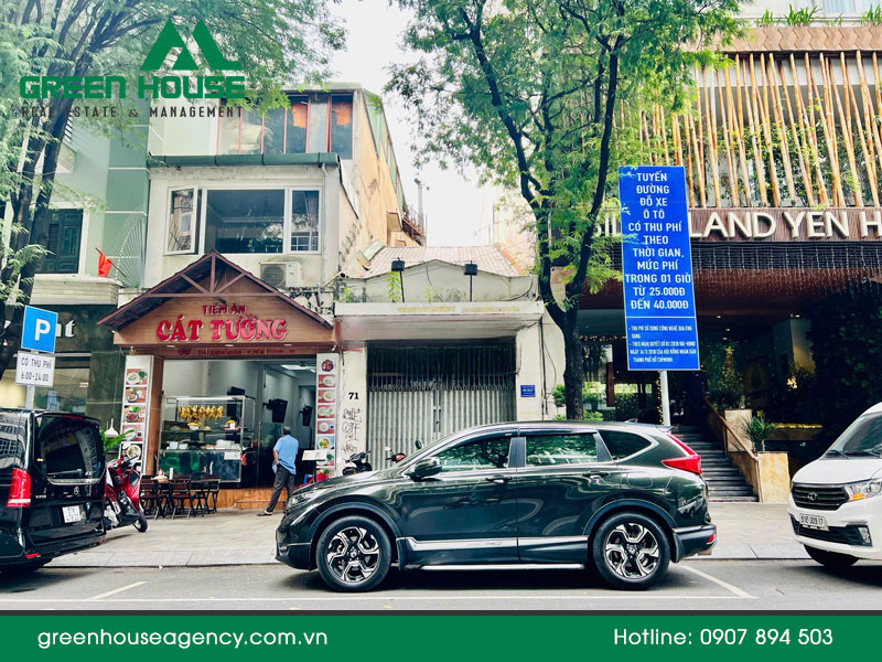 Nhà mặt tiền Thủ Khoa Huân, P.Bến Thành, Quận 1