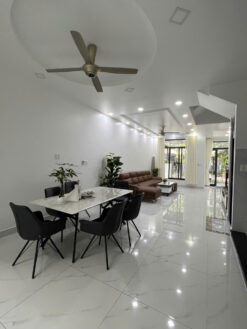 Nhà liên kế Lavila Phước Kiển, Nhà Bè