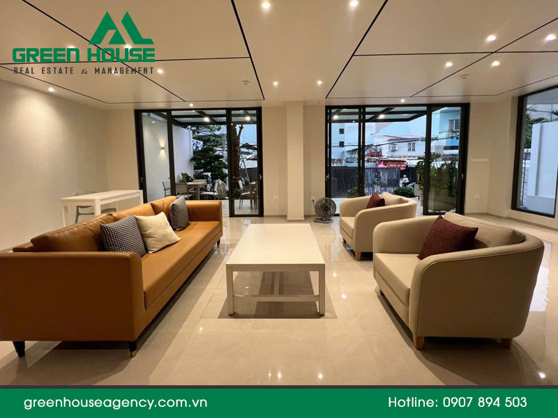 Tòa nhà căn hộ dịch vụ Đường Lý Phục Man, Bình Thuận, Quận 7