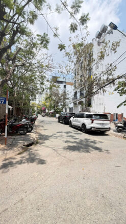 Tòa nhà căn hộ dịch vụ Làng Đại Học khu B, Phước Kiển, Nhà Bè