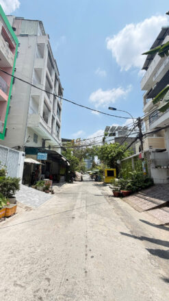 Tòa nhà căn hộ dịch vụ Làng Đại Học khu B, Phước Kiển, Nhà Bè