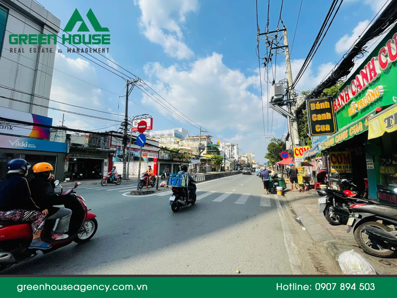 Mặt bằng kinh doanh Huỳnh Tấn Phát, phường Tân Thuận, quận 7