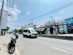 Nhà phố kinh doanh 471 Huỳnh Tấn Phát, Quận 7