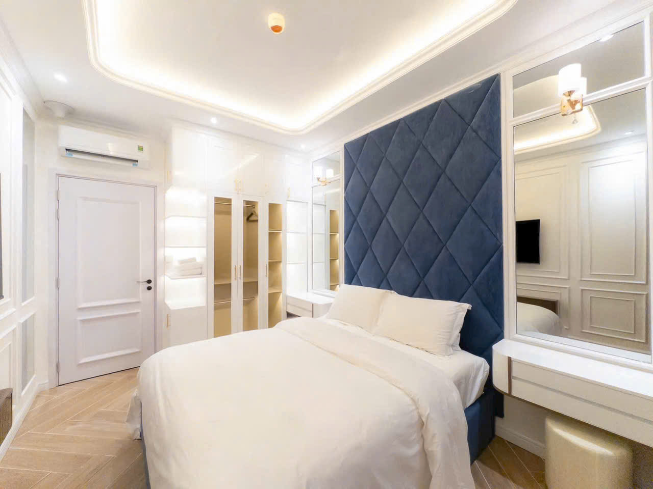 Căn hộ The Infiniti Riviera Point, Phường Tân Mỹ