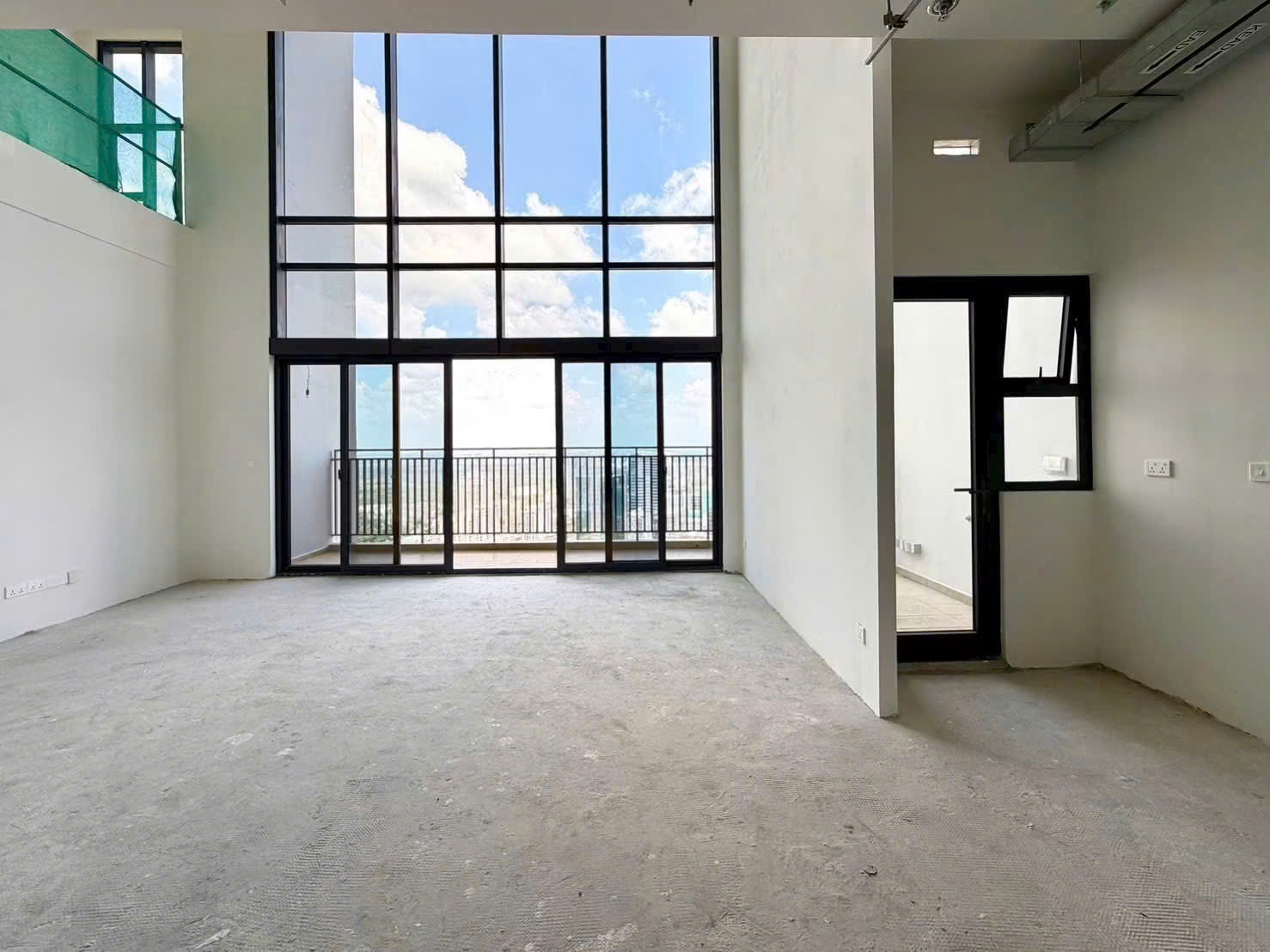 Căn hộ Duplex Penthouse The Infiniti Riviera Point