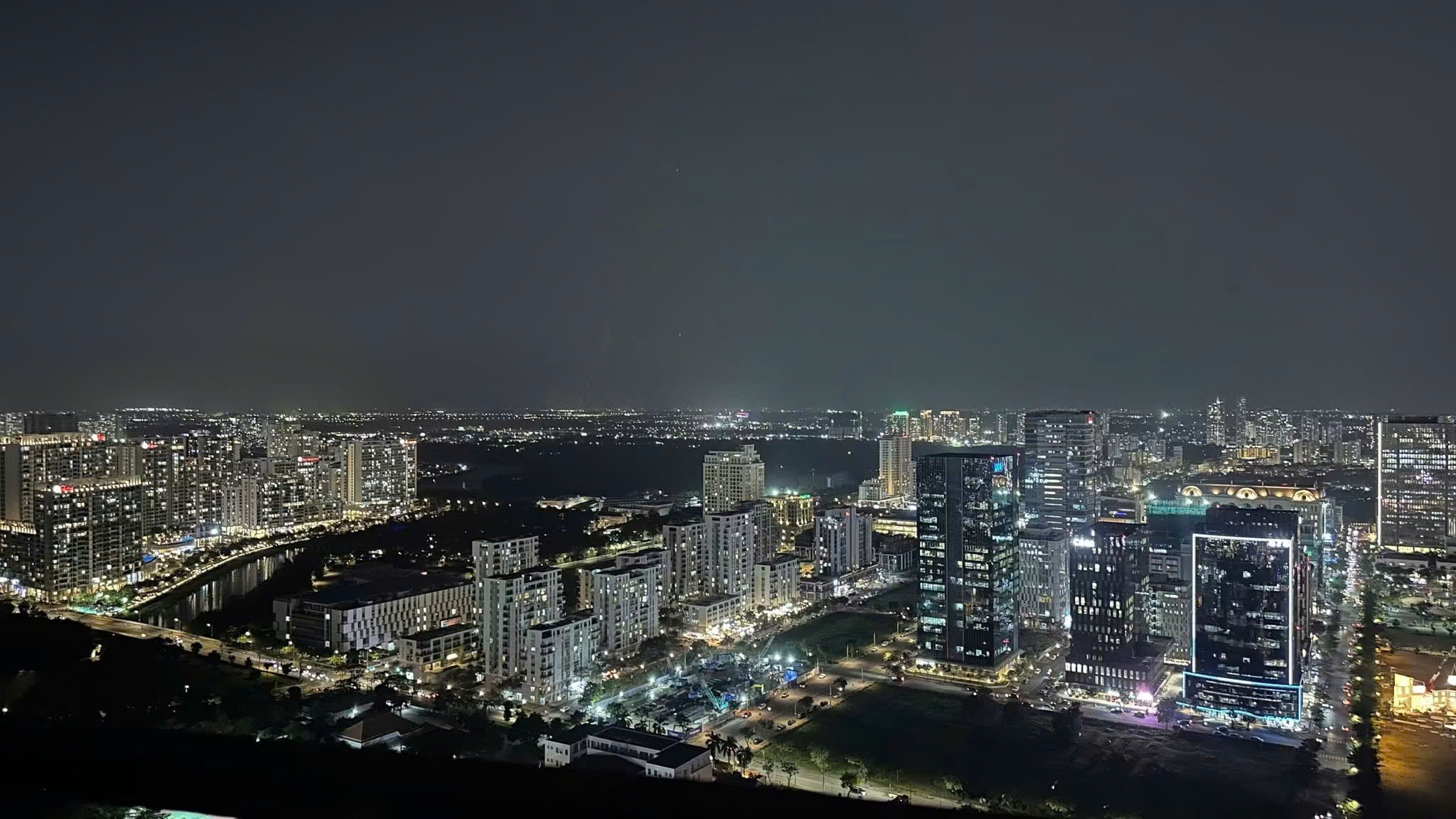 Căn hộ Duplex Penthouse The Infiniti Riviera Point