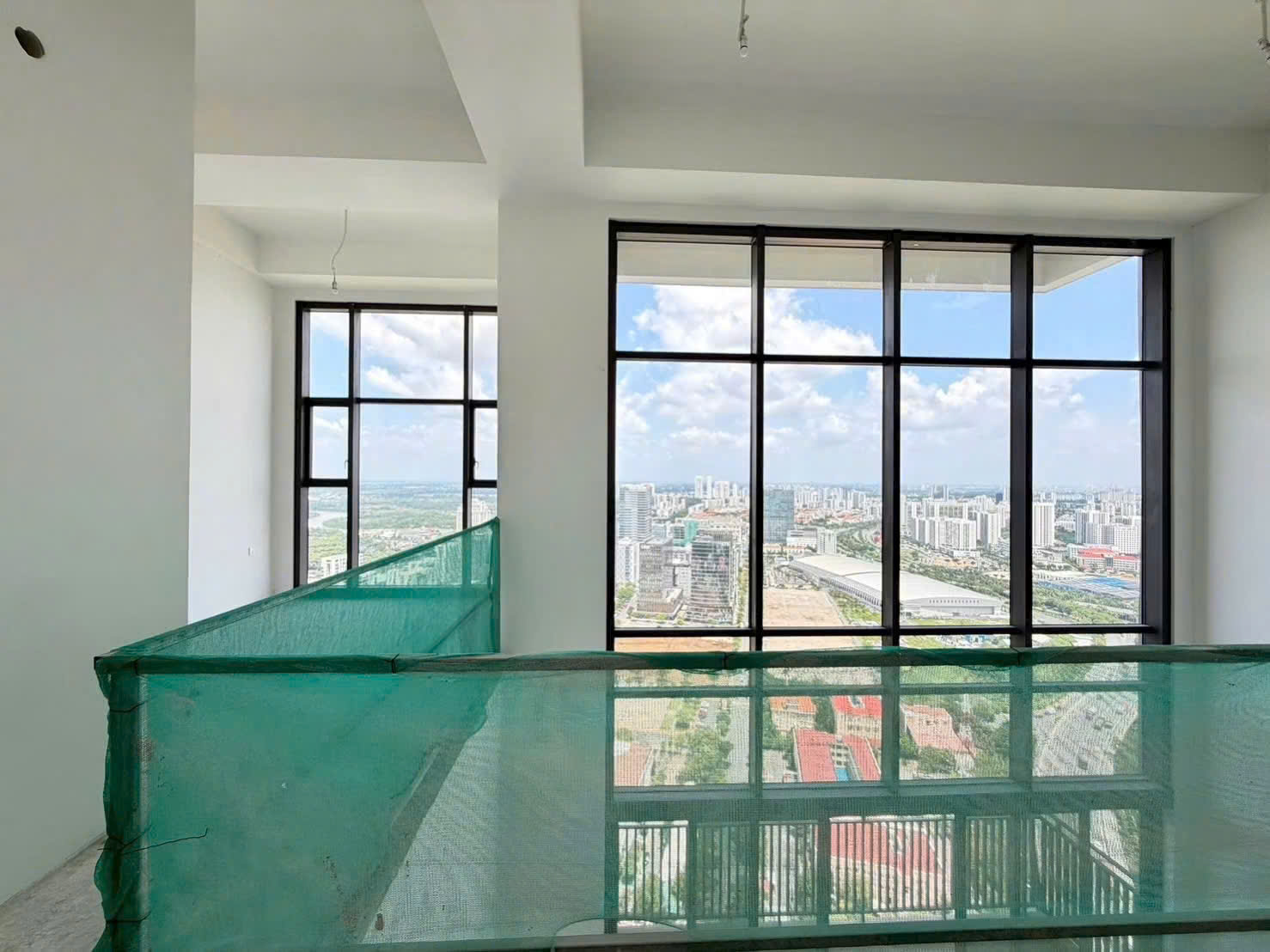 Căn hộ Duplex Penthouse The Infiniti Riviera Point