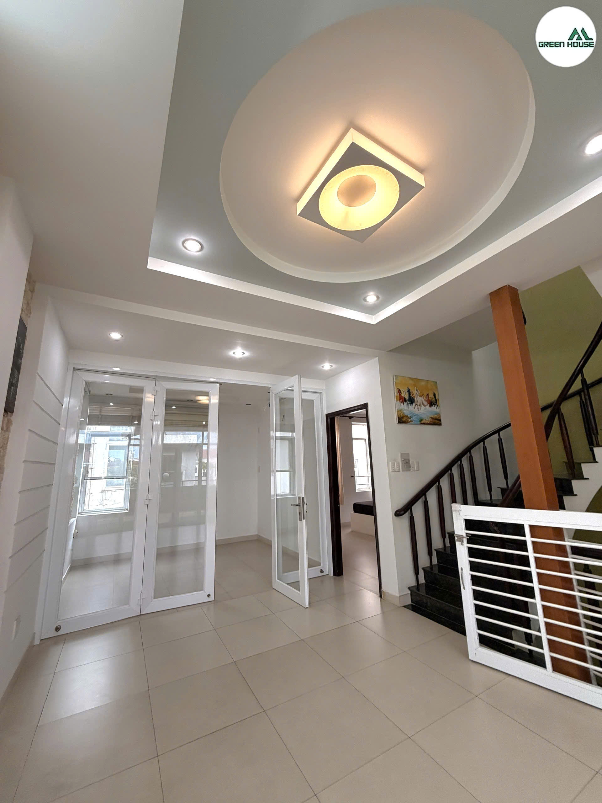 Cho thuê biệt thự Phú Mỹ Hưng, Khu Nam Đô, Diện tích: 144m²(8x18m), 4 tầng, 7pn, cạnh Công Viên 2ha, gần các trường Canada, Nhật, Hàn, Đài Bắc - Ảnh 12