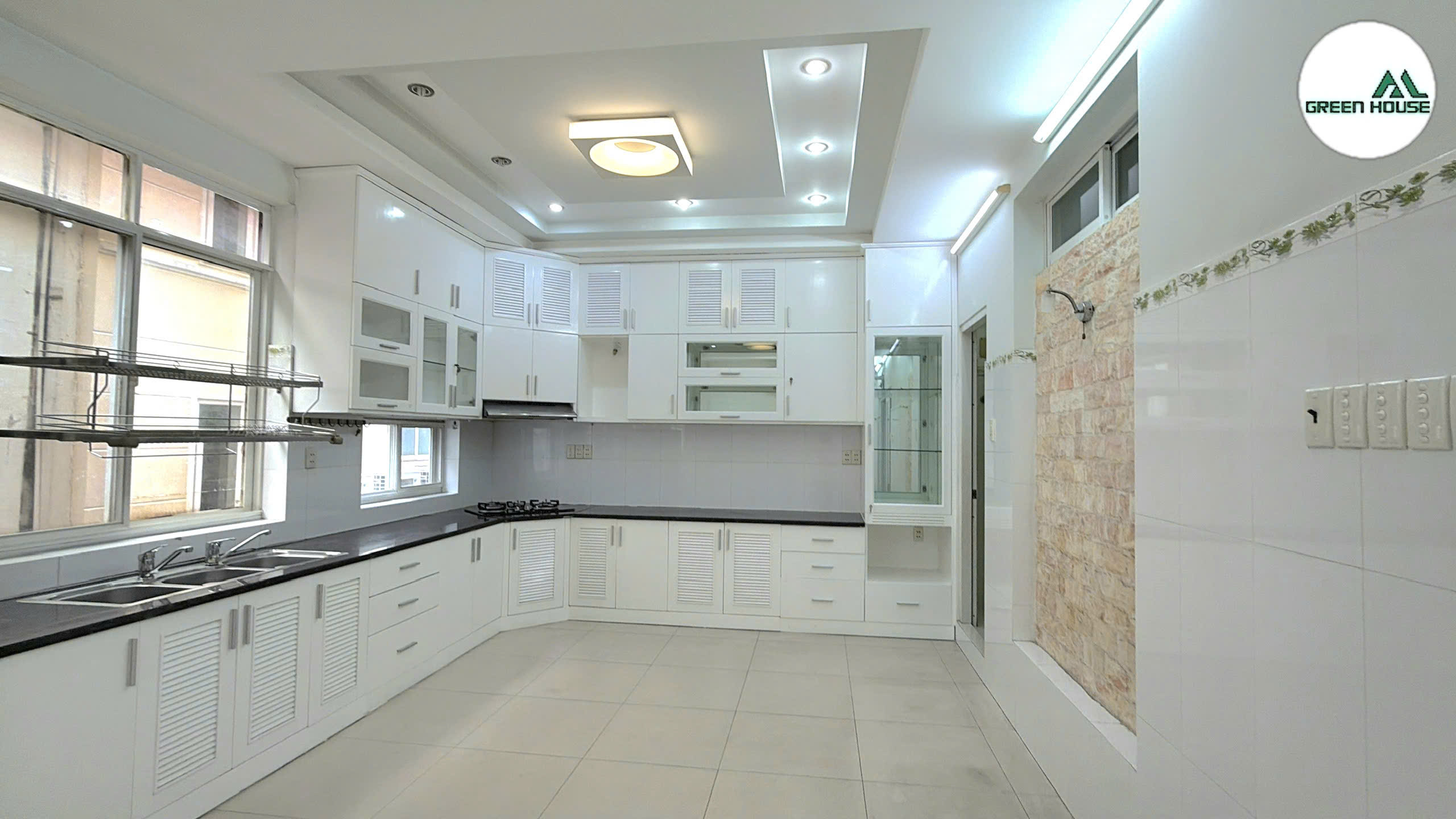 Cho thuê biệt thự Phú Mỹ Hưng, Khu Nam Đô, Diện tích: 144m²(8x18m), 4 tầng, 7pn, cạnh Công Viên 2ha, gần các trường Canada, Nhật, Hàn, Đài Bắc - Ảnh 9