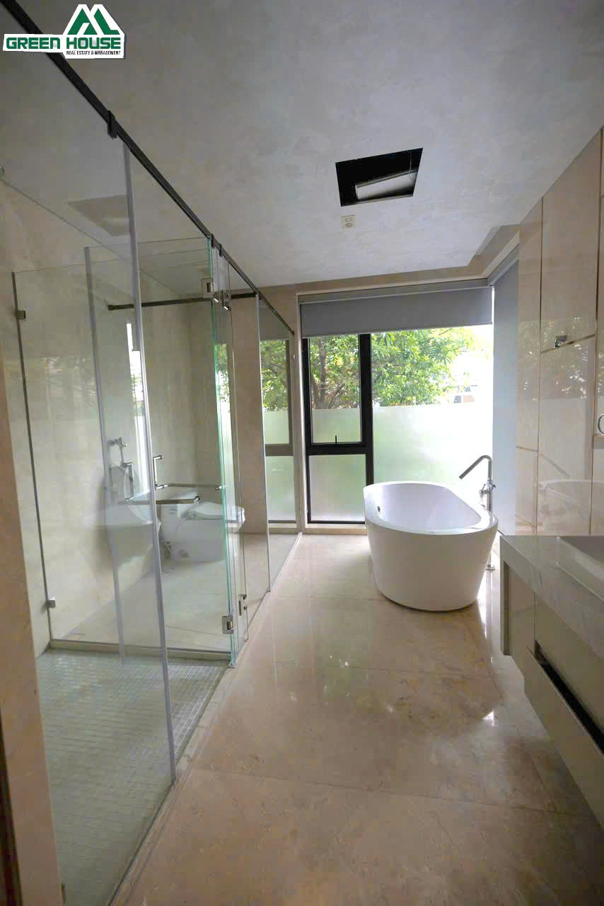 Bán biệt thự đơn lập 2 mặt tiền siêu đẹp tại khu Hưng Thái 2, Phú Mỹ Hưng, diện tích sử dụng hơn 500m2 - Ảnh 14