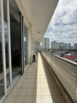 ban-can-ho-chung-cu-grand-view