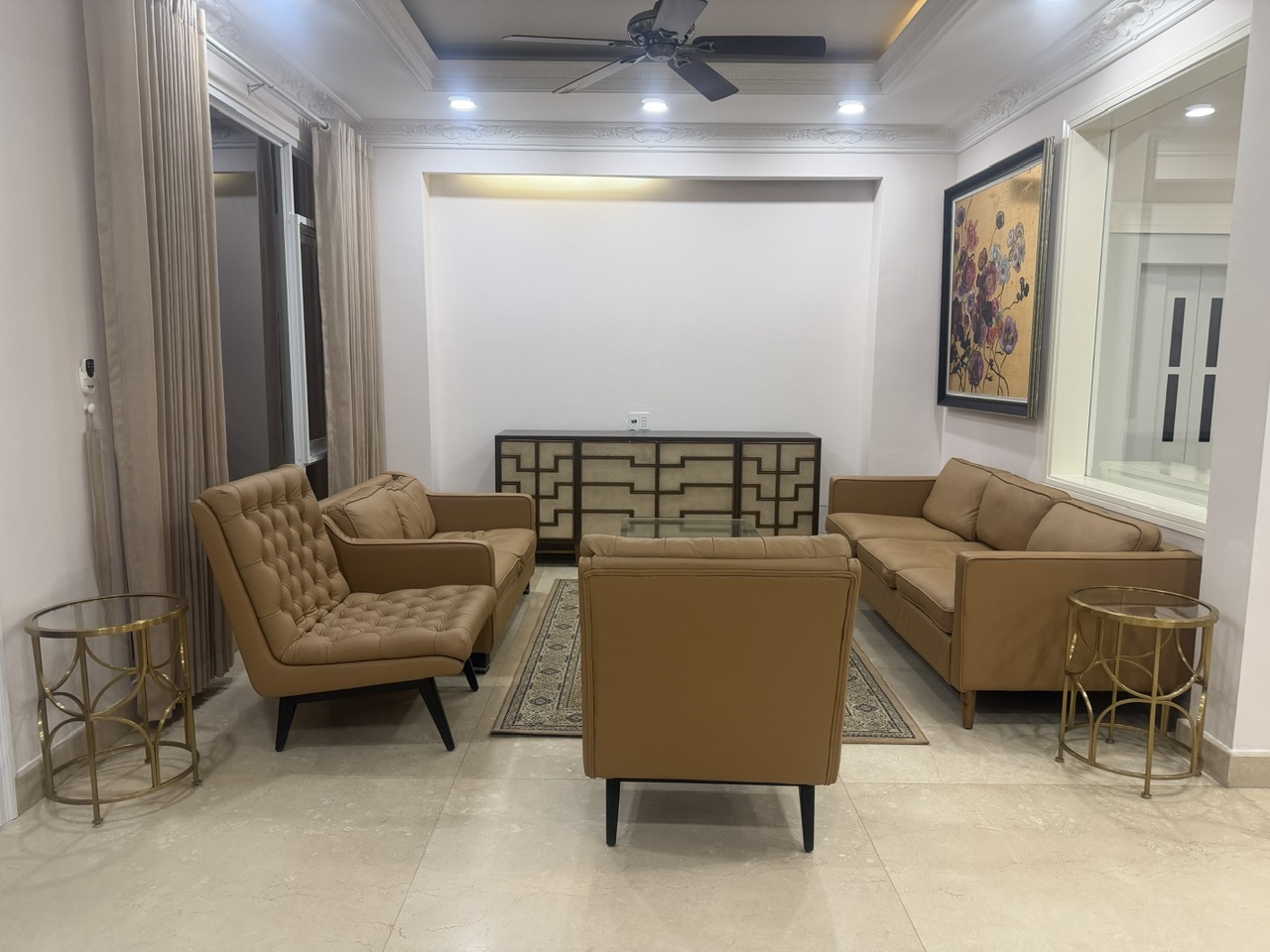 Cho thuê biệt thự mỹ kim 2 phú mỹ hưng, Có thang máy, Diện tích: 180,5m2 (9,5x19m), 3 tầng, đầy đủ nội thất cao cấp, 4pn, 1 phòng làm việc, cạnh bên công viên Hồ Bán Nguyệt, Cầu Ánh Sao, Bến Du Thuyền "Saigon South Marina Club" - Ảnh 3