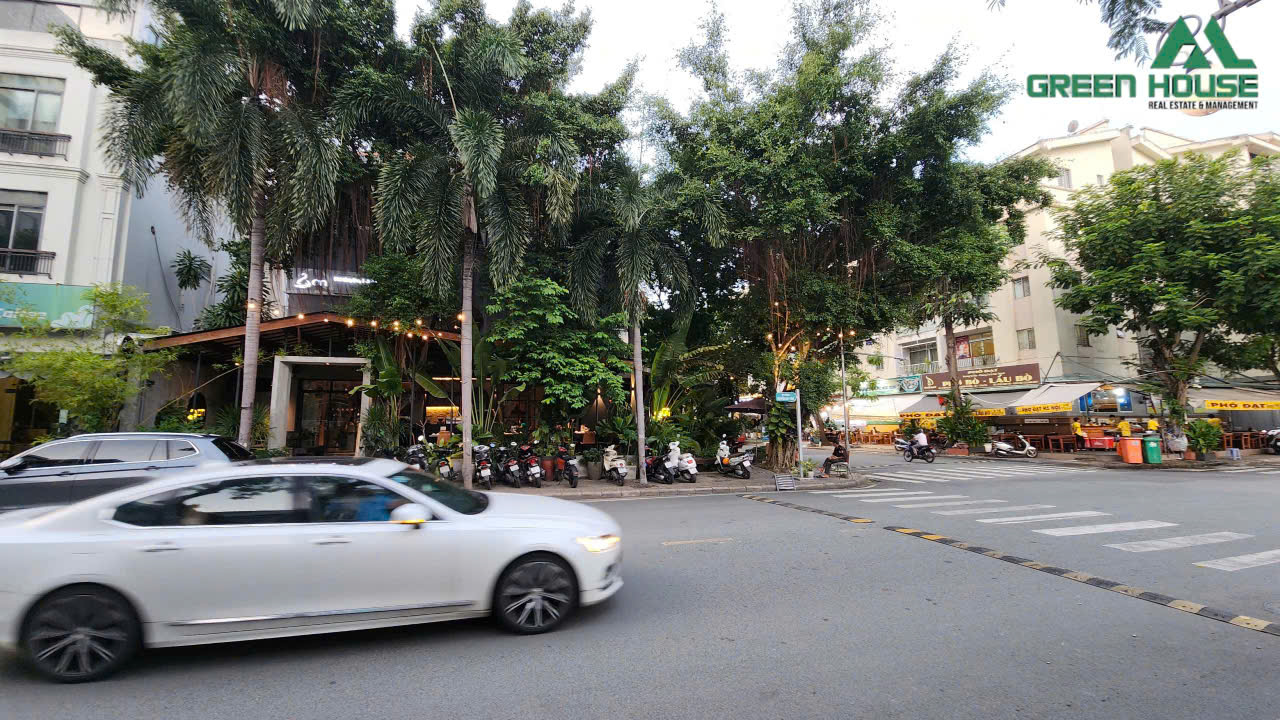 cho-thue-biet-thu-phu-my-hung