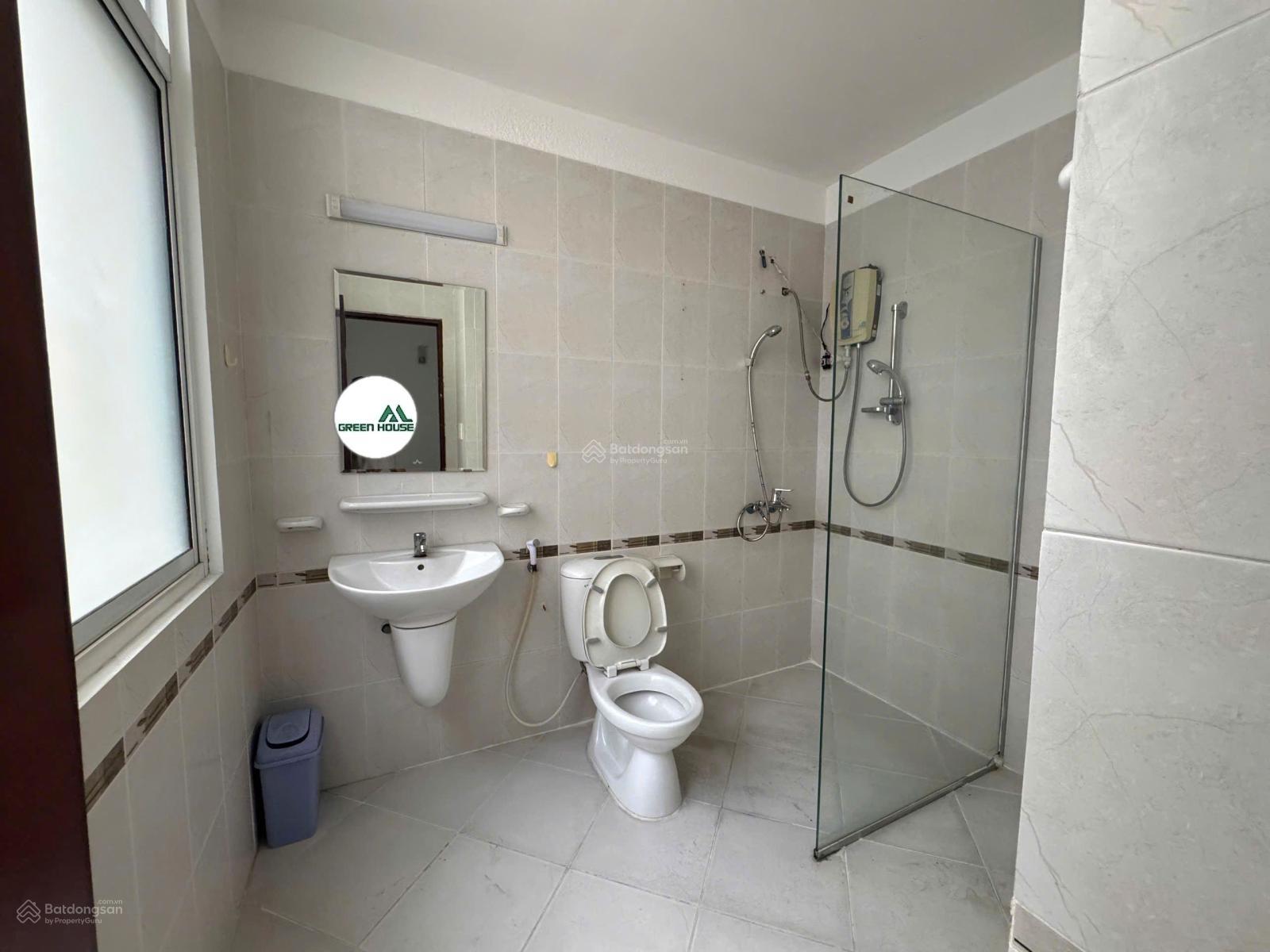 Cho thuê biệt thự Phú Mỹ Hưng, khu Mỹ Thái 1, đường C, diện tích: 126m²(7x18m) đường lớn 21m, đối diện công viên 2ha, nhà ít nội thất - Ảnh 13