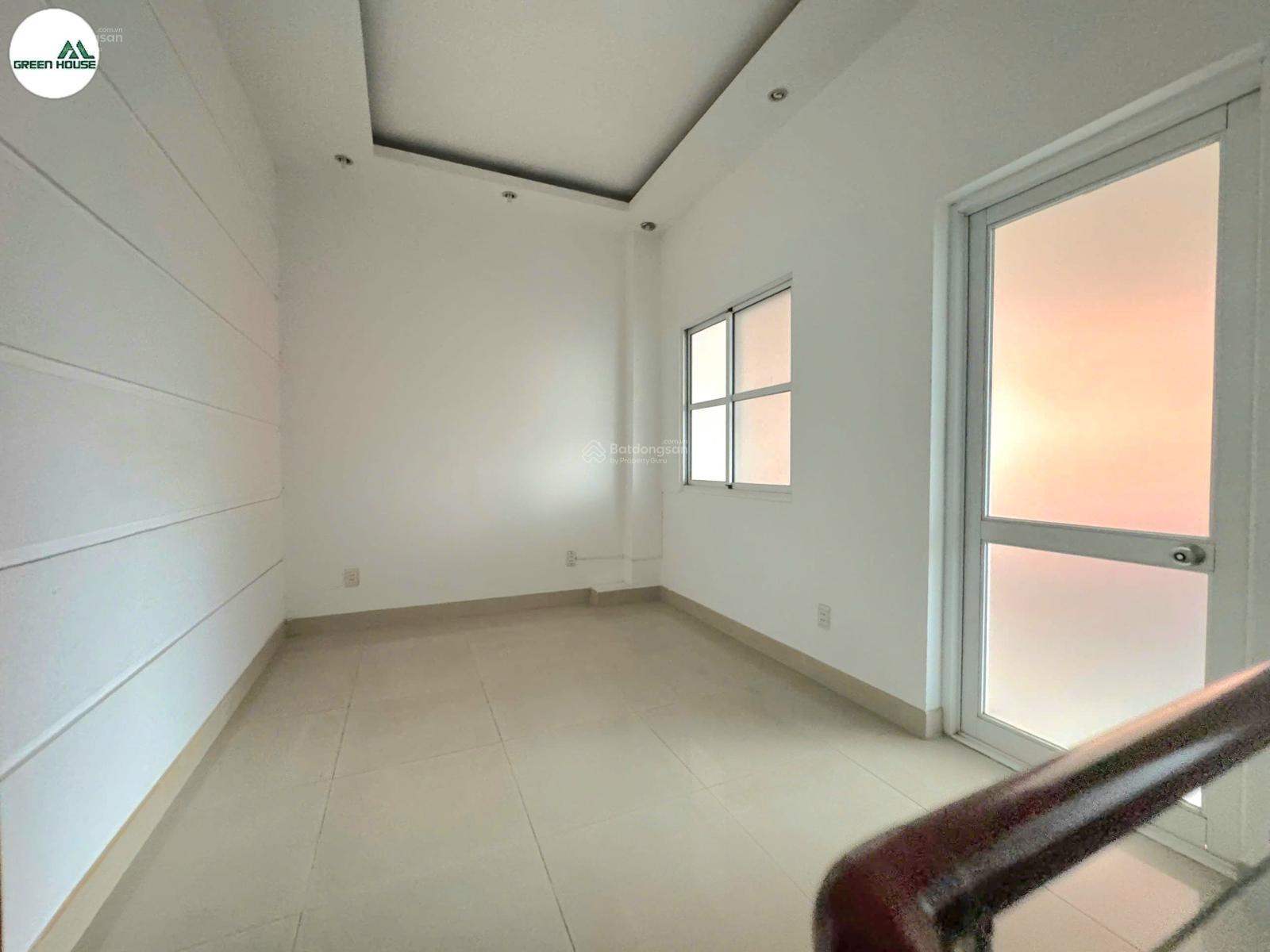 Cho thuê biệt thự Phú Mỹ Hưng, khu Mỹ Thái 1, đường C, diện tích: 126m²(7x18m) đường lớn 21m, đối diện công viên 2ha, nhà ít nội thất - Ảnh 16