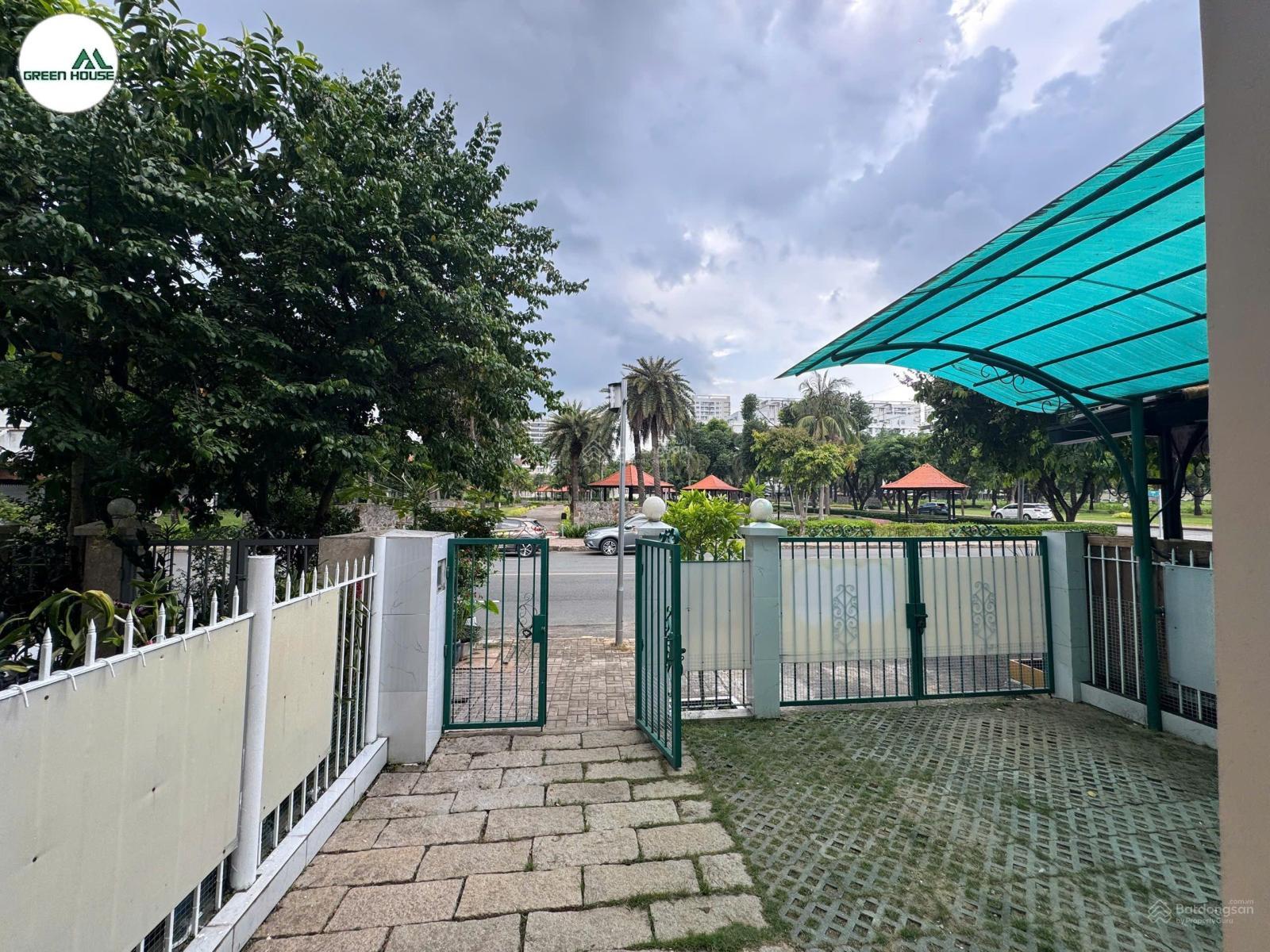 Cho thuê biệt thự Phú Mỹ Hưng, khu Mỹ Thái 1, đường C, diện tích: 126m²(7x18m) đường lớn 21m, đối diện công viên 2ha, nhà ít nội thất - Ảnh 3