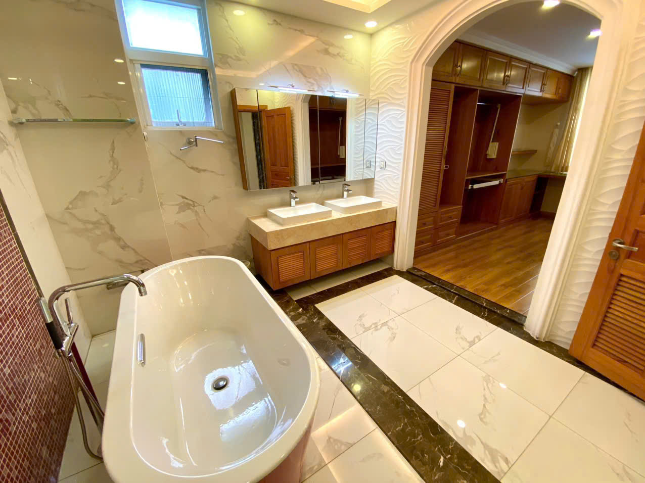 Cho thuê biệt thự Đơn Lập Phú Mỹ Hưng, Khu phố Mỹ Văn 2 đường 19, cạnh công viên 2ha - Ảnh 12
