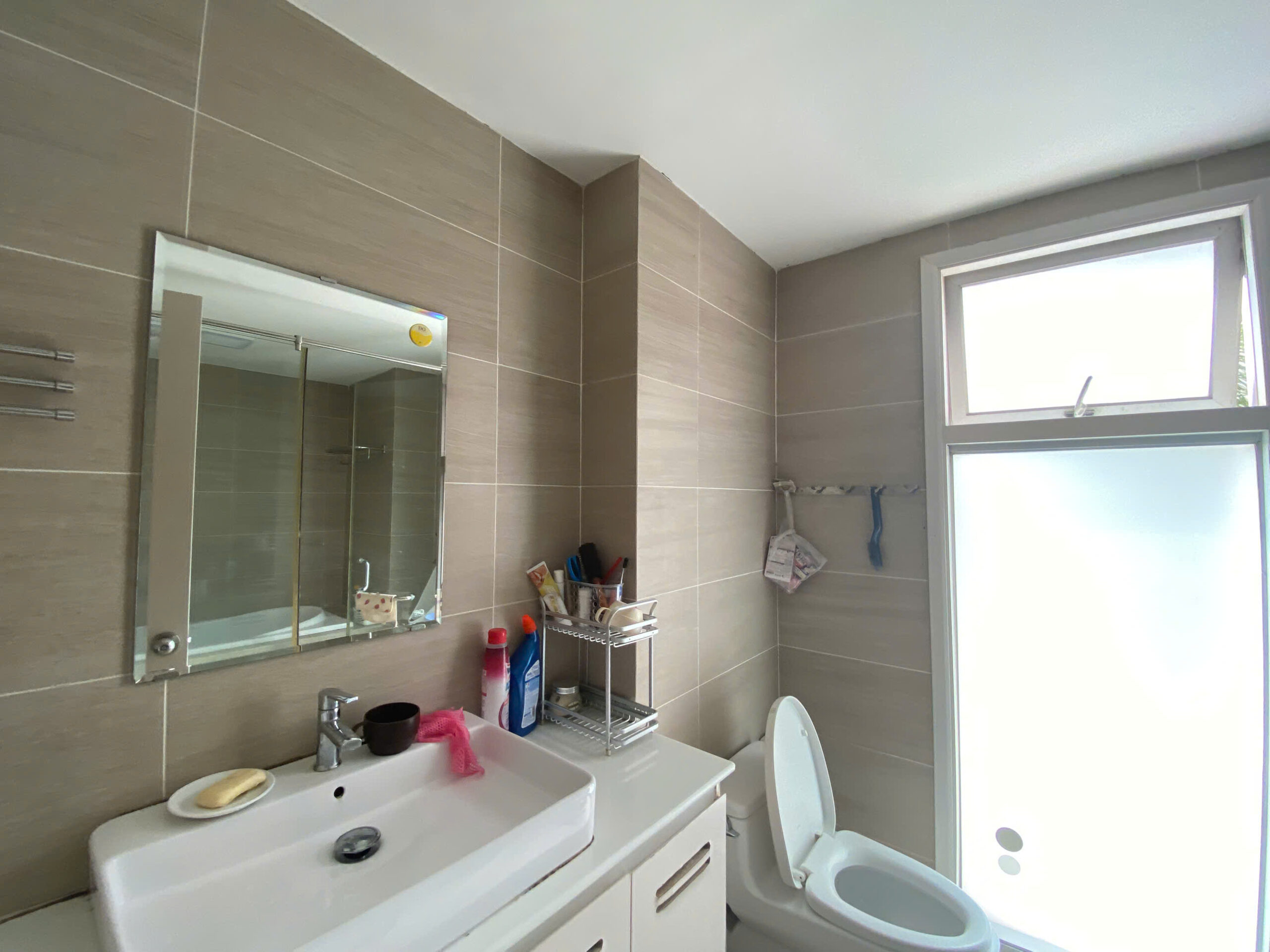 Bán Căn Hộ Chung Cư Garden Court 2, Phú Mỹ Hưng, Quận 7, 140m2 gần 60m2 sân vườn ,3pn, 2wc, ban công rộng, view Đông Nam gió mát quanh năm, nhà cạnh bên công viên Hồ Bán Nguyệt, Cầu Ánh Sao - Ảnh 14