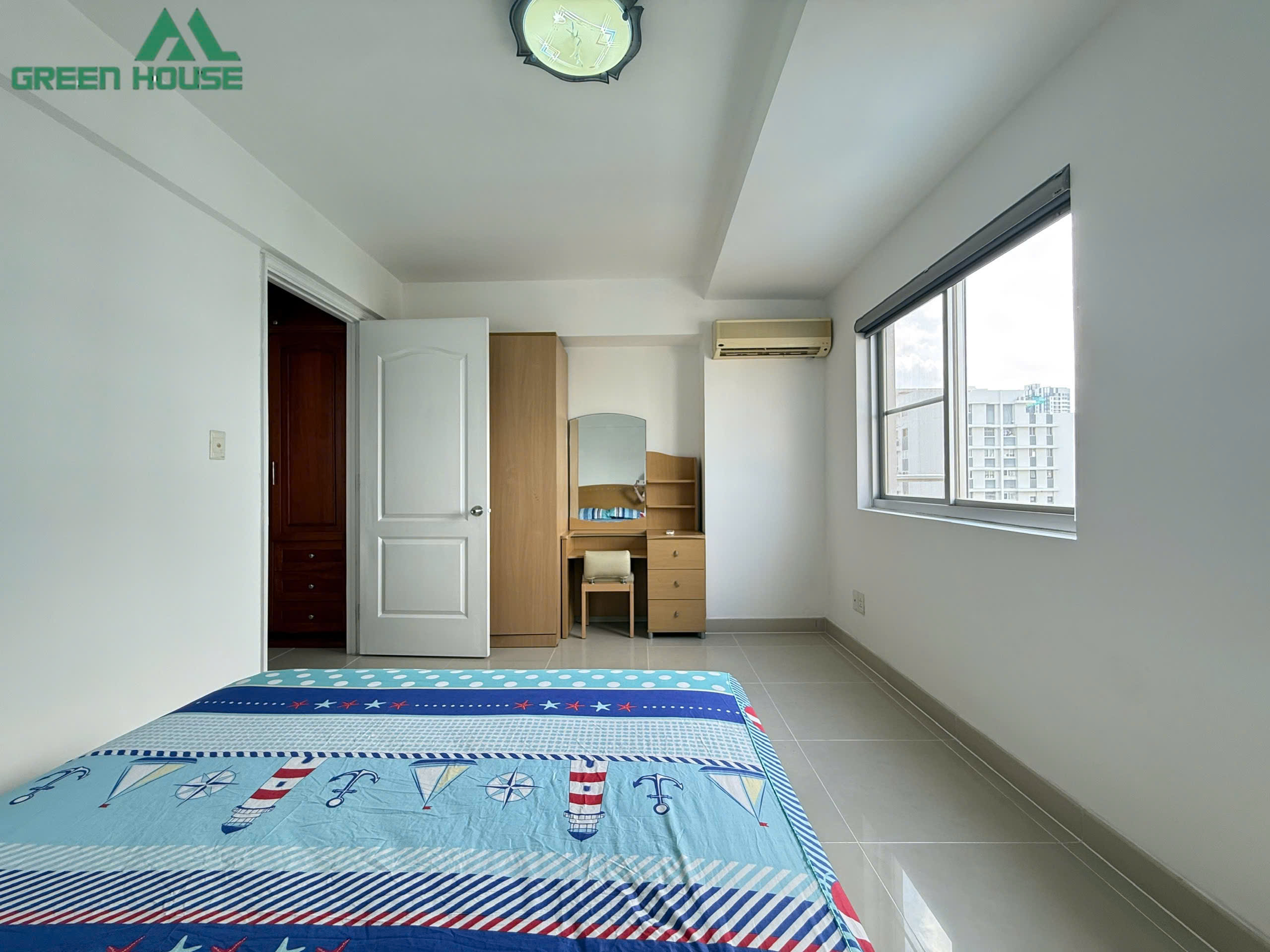 Bán và cho thuê căn hộ duplex Mỹ Khánh 1B, Phú Mỹ Hưng, diện tích 190m2, ban công view hồ bơi, 4PN, 3WC, có nội thất - Ảnh 12