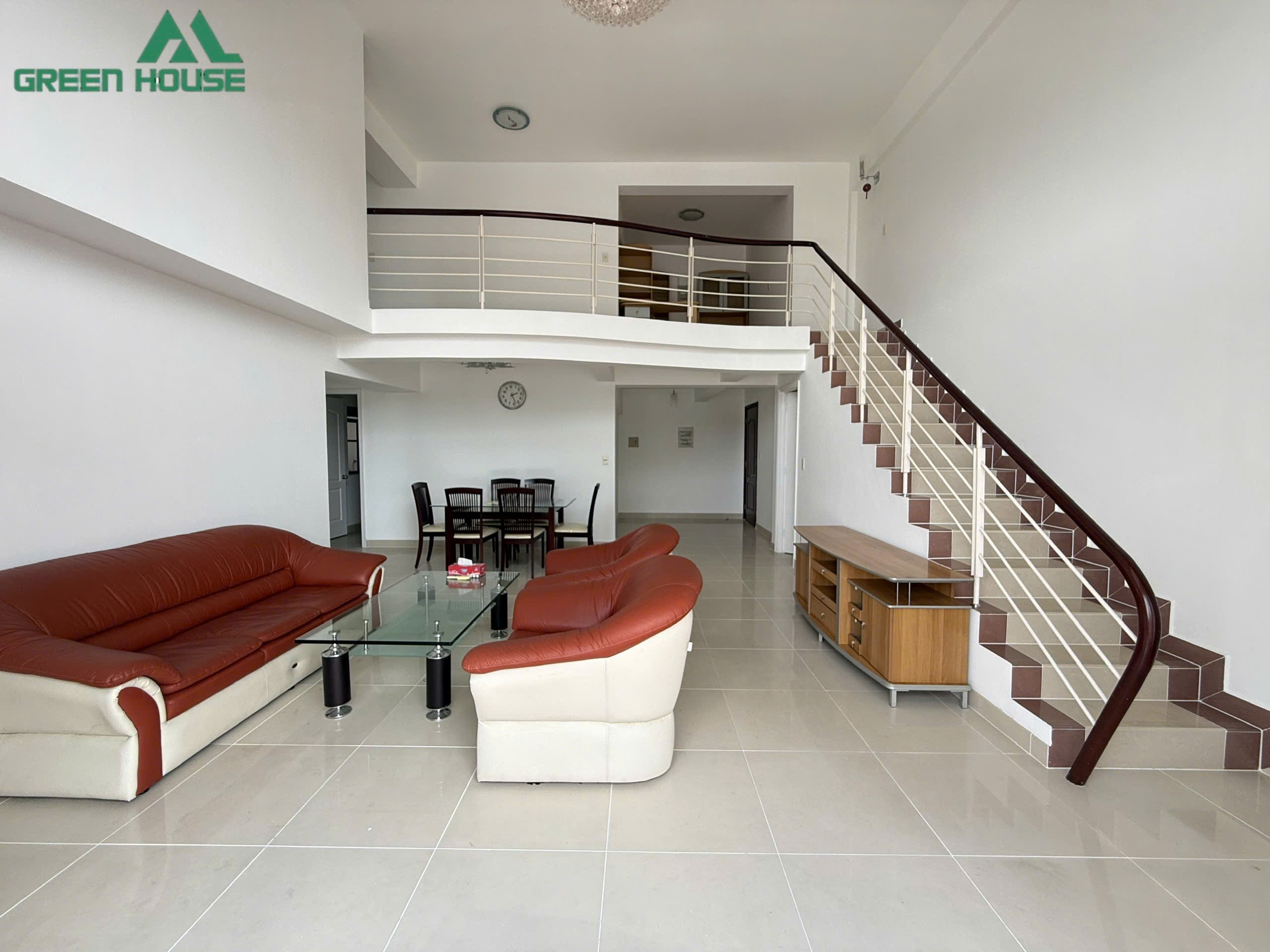 Bán và cho thuê căn hộ duplex Mỹ Khánh 1B, Phú Mỹ Hưng, diện tích 190m2, ban công view hồ bơi, 4PN, 3WC, có nội thất - Ảnh 4