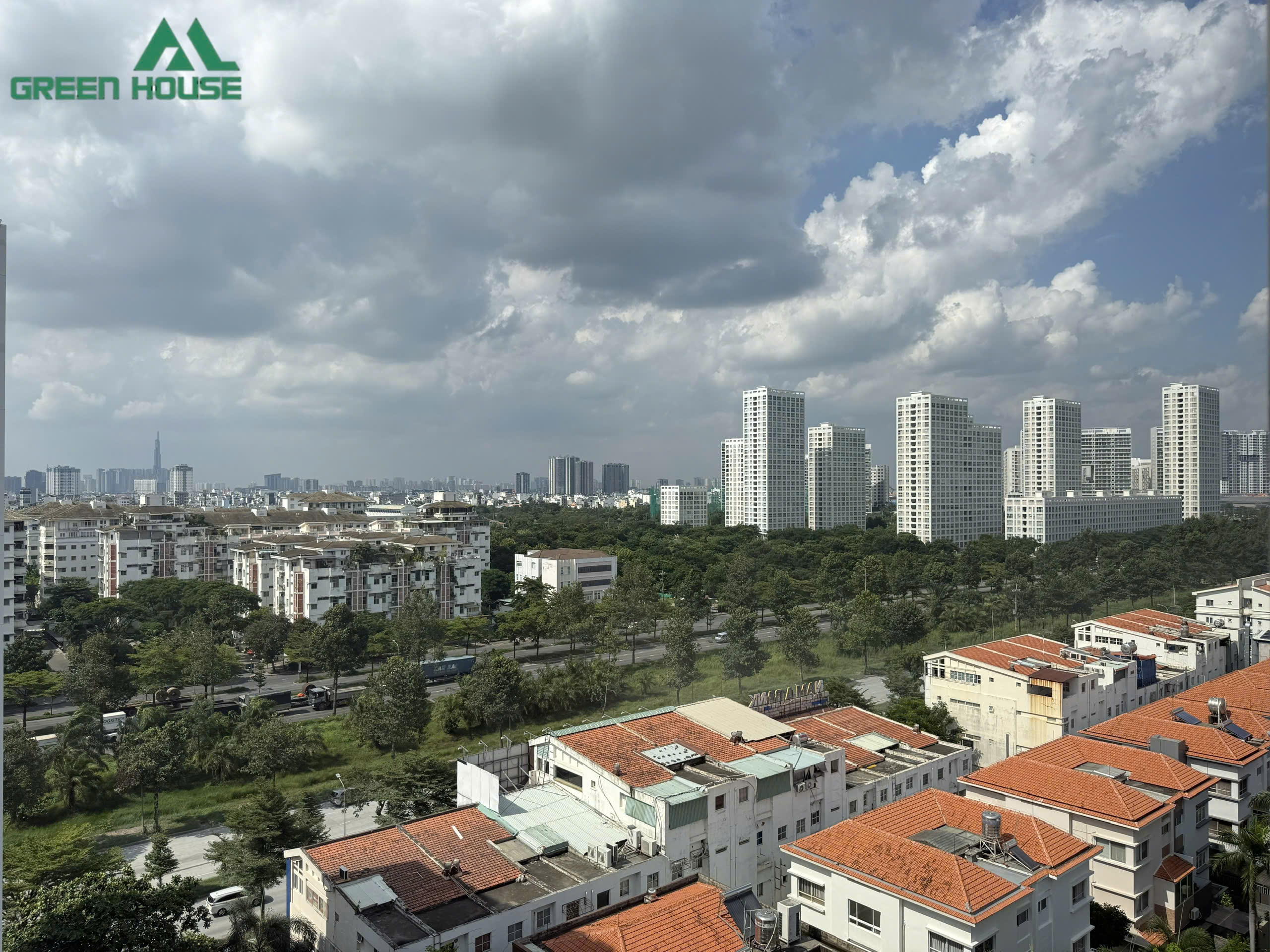 Bán và cho thuê căn hộ duplex Mỹ Khánh 1B, Phú Mỹ Hưng, diện tích 190m2, ban công view hồ bơi, 4PN, 3WC, có nội thất - Ảnh 8