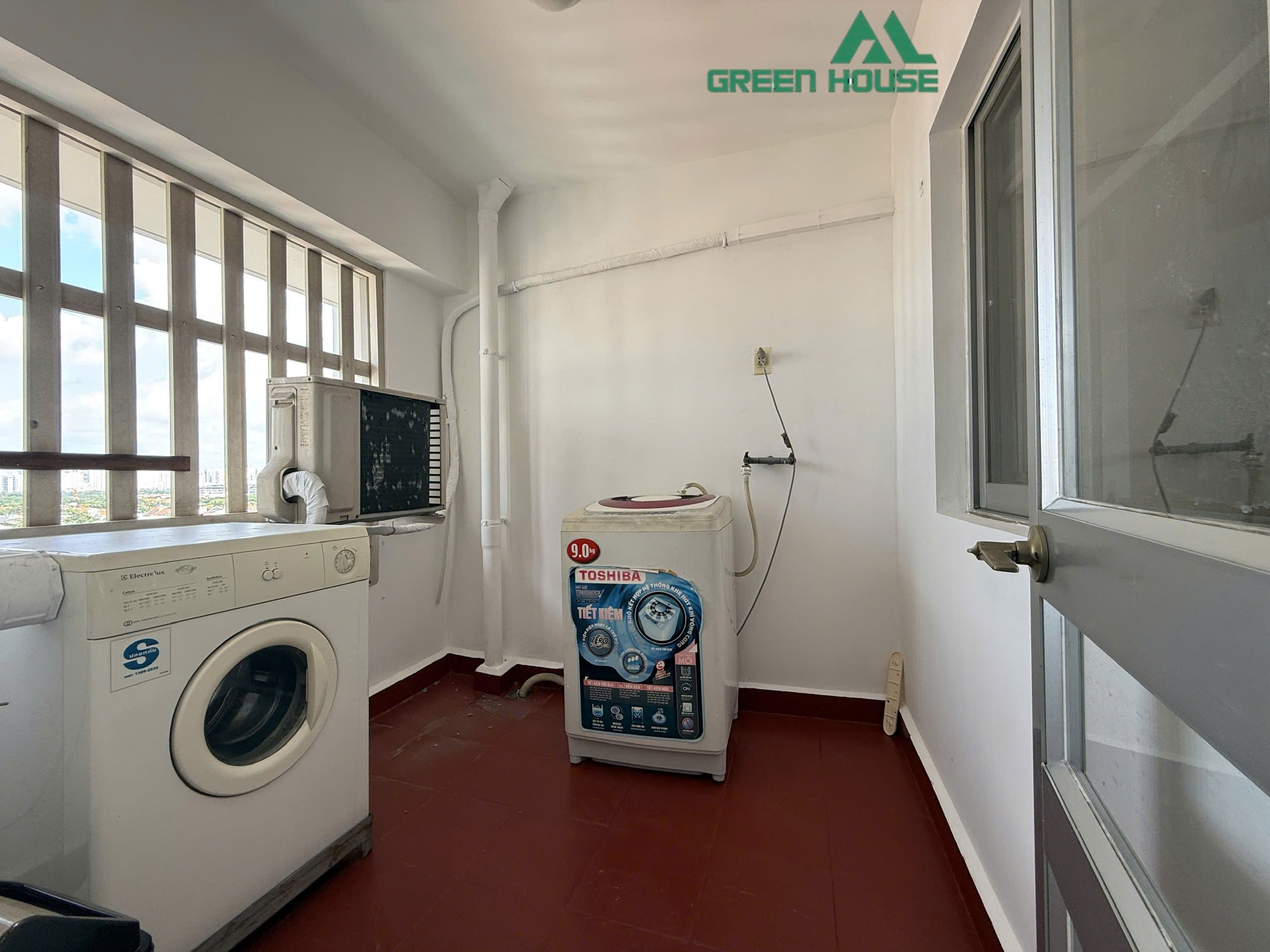 Bán và cho thuê căn hộ duplex Mỹ Khánh 1B, Phú Mỹ Hưng, diện tích 190m2, ban công view hồ bơi, 4PN, 3WC, có nội thất - Ảnh 9