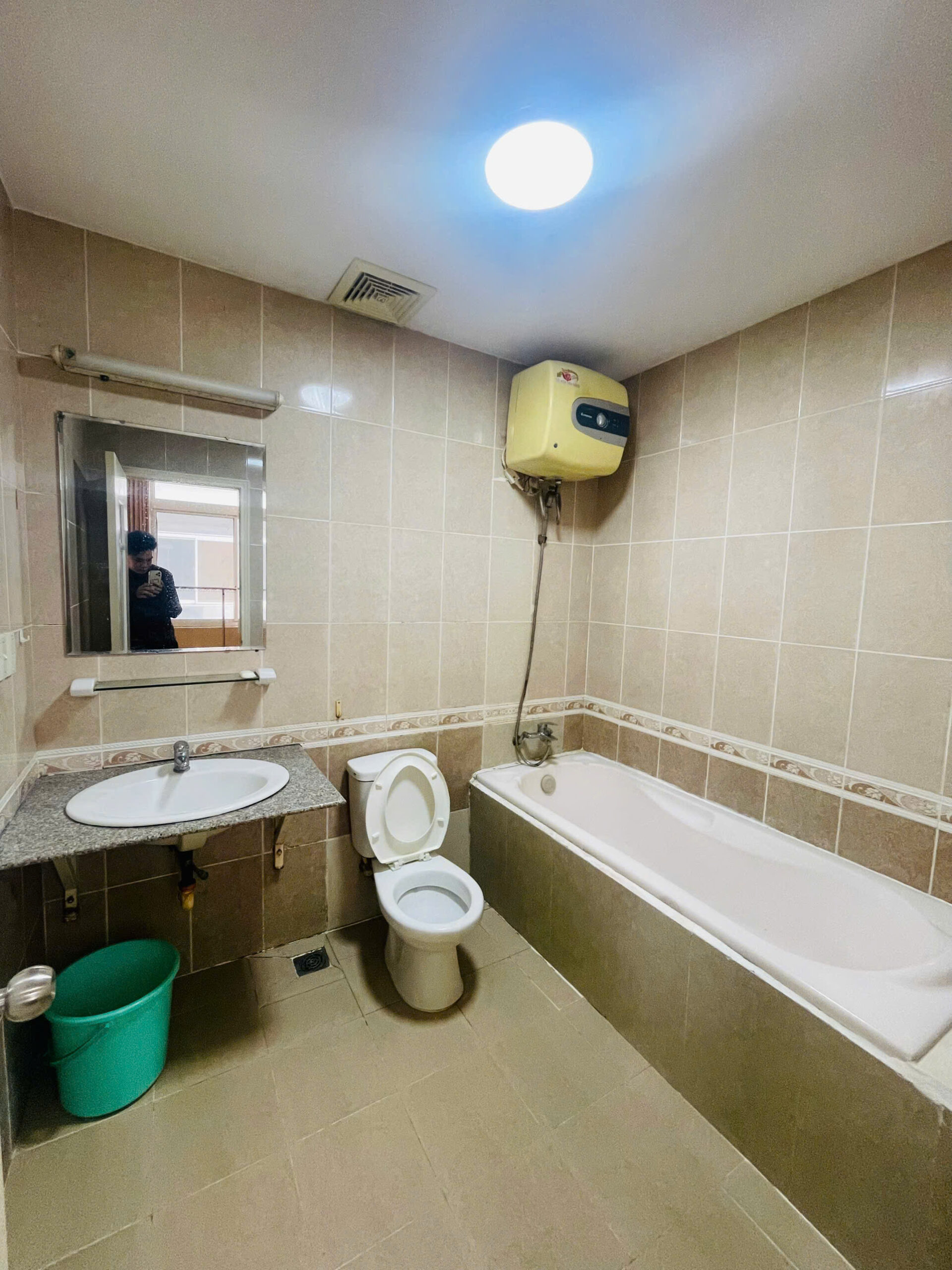 Cho thuê nhà mặt tiền ngang 7m, Phú Mỹ Hưng, 4pn, 4wc, sân vườn rộng, sân thượng, cạnh SC Vivo City - Ảnh 11