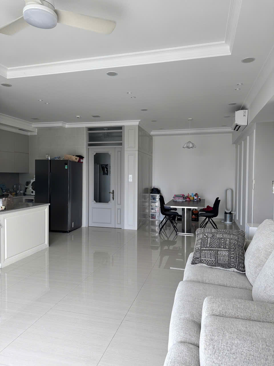 Bán căn hộ chung cư Riverpark Premier Quận 7, Có sẵn dòng tiền 60tr/th, 124m2, 3pn, 2wc, đầy đủ nội thất - Ảnh 2