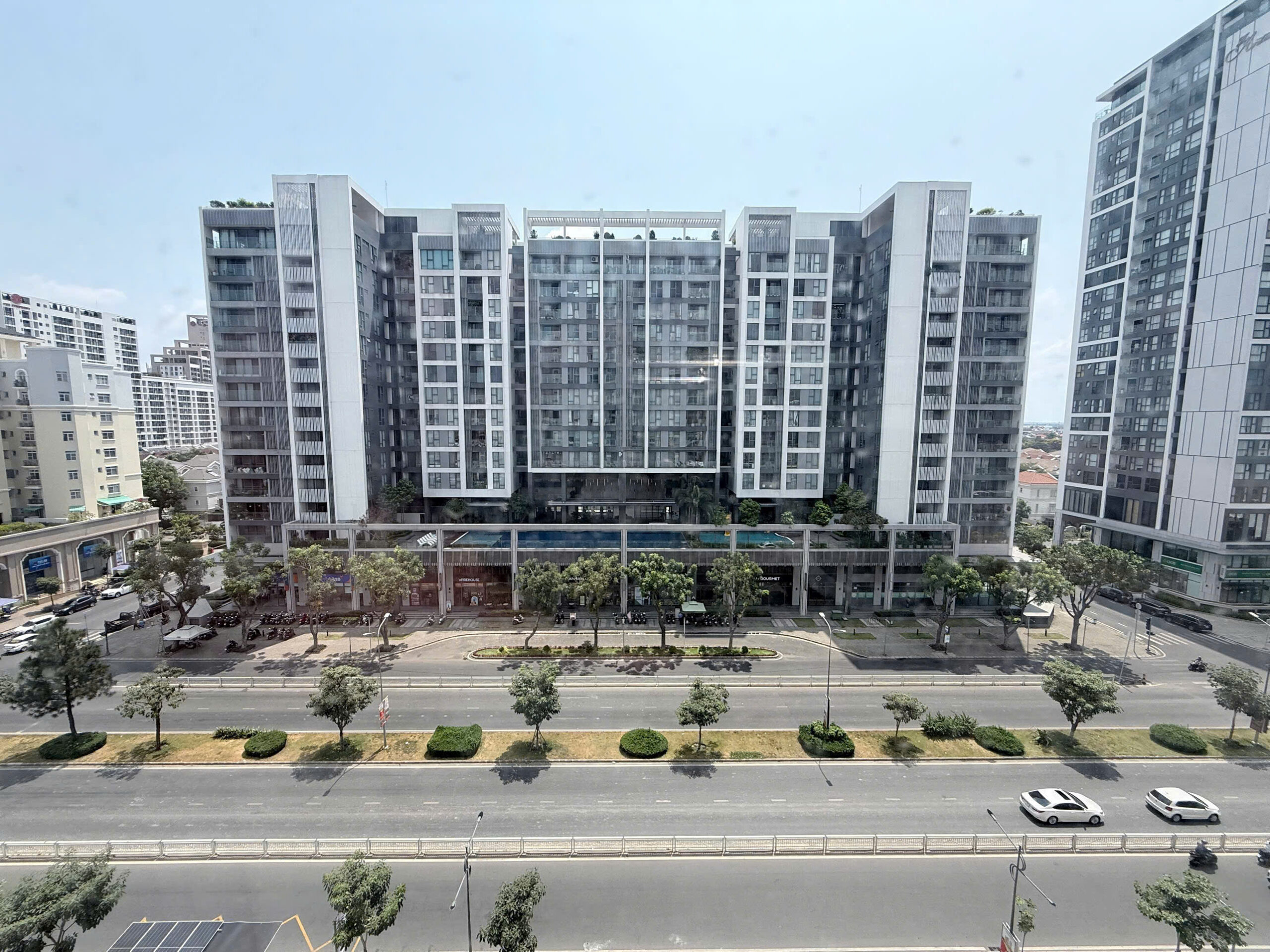 BÁN CĂN HỘ RIVERSIDE RESIDENCE PHÚ MỸ HƯNG, QUẬN 7, 98M2, 3PN, NHÀ SIÊU ĐẸP, NỘI THẤT CAO CẤP, GIÁ TỐT CHỈ CÒN 11 TỶ - Ảnh 3