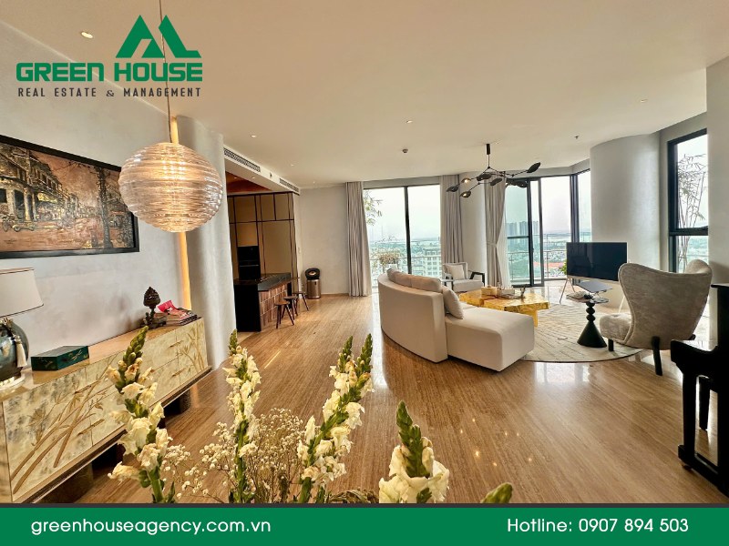 penthouse antonia